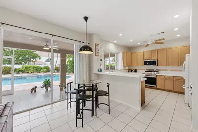 648 SW 168th Terrace, Pembroke Pines, FL 33027 - Photo 24