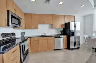 300 S Australian Ave, West Palm Beach, FL 33401 - Photo 10