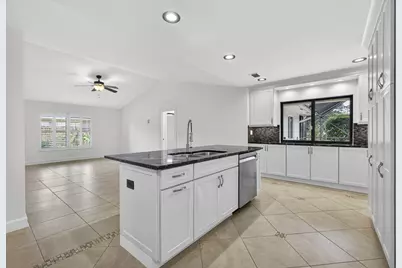 1776 The 12th Fairway, Wellington, FL 33414 - Photo 12