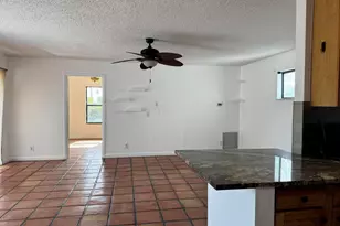 24 Crossings Cir, Boynton Beach, FL 33435 - Photo 2