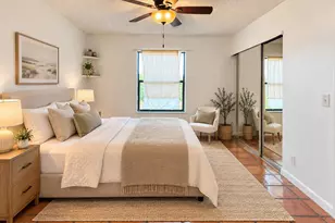 24 Crossings Cir, Boynton Beach, FL 33435 - Photo 2