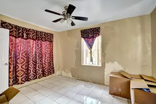 57 NW 68th St, Miami, FL 33150 - Photo 24