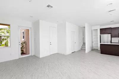 6961 Pines Circle #27, Coconut Creek, FL 33073 - Photo 4
