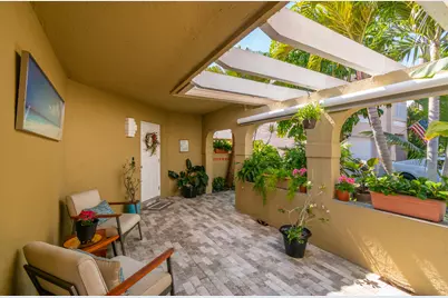 1227 Seagrape Circle, Weston, FL 33326 - Photo 6