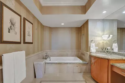 17875 Collins Avenue #3103, Sunny Isles Beach, FL 33160 - Photo 32