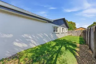 2428 NW 98th Ln, Coral Springs, FL 33065 - Photo 18