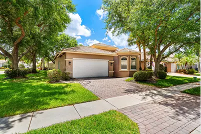 9740 Donato Way, Lake Worth, FL 33467 - Photo 2