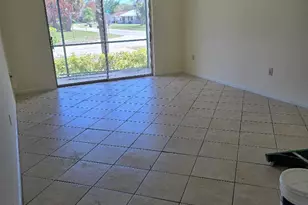 2302 Sunrise Blvd, Fort Pierce, FL 34982 - Photo 4