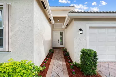 6843 Montrose Way, Boynton Beach, FL 33437 - Photo 4
