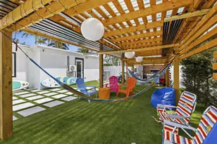 3230 Roosevelt St, Hollywood, FL 33021 - Photo 18