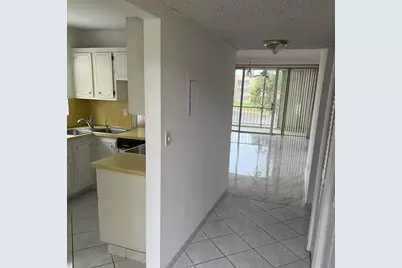 5750 NW 64th Avenue #201, Tamarac, FL 33319 - Photo 4