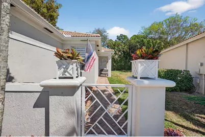 6689 Southport Drive, Boynton Beach, FL 33472 - Photo 2