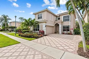 9728 Vineyard Ct, Boca Raton, FL 33428 - Photo 2