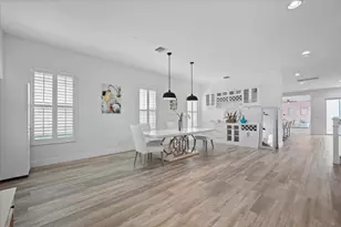 1127 Faulkner Ter, Palm Beach Gardens, FL 33418 - Photo 2