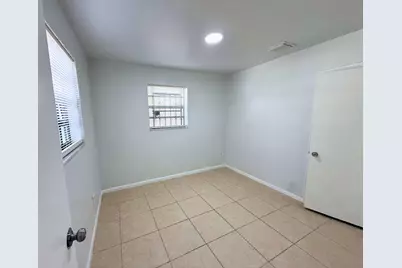 1490 NE 152nd Street, North Miami Beach, FL 33162 - Photo 10