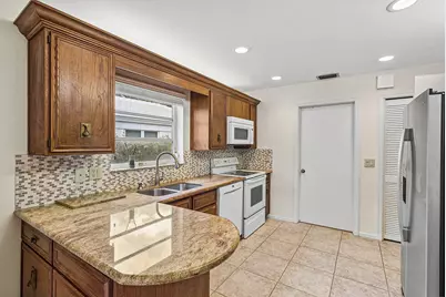 4473 Sanderling Circle E, Boynton Beach, FL 33436 - Photo 16