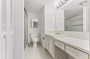 1047 Lincoln C, Boca Raton, FL 33434 - Photo 14