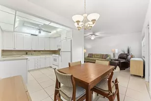 1047 Lincoln C, Boca Raton, FL 33434 - Photo 8