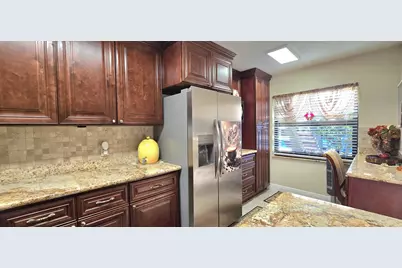 7926 Willow Spring Drive #1317, Lake Worth, FL 33467 - Photo 8