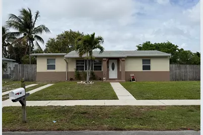 709 Caddie Place, West Palm Beach, FL 33409 - Photo 1