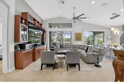 8647 Via Avellino, Lake Worth, FL 33467 - Photo 8