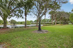 8647 Via Avellino, Lake Worth, FL 33467 - Photo 32