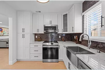 4710 NE 3rd Terrace, Oakland Park, FL 33334 - Photo 6