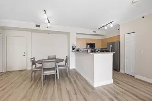 616 Clearwater Park Rd, West Palm Beach, FL 33401 - Photo 6