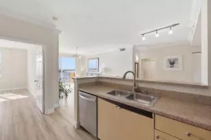 616 Clearwater Park Rd, West Palm Beach, FL 33401 - Photo 10