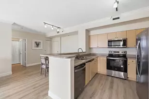 616 Clearwater Park Rd, West Palm Beach, FL 33401 - Photo 8
