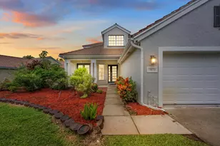 3033 SE Brierwood Pl, Stuart, FL 34997 - Photo 1