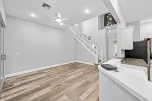 3033 SE Brierwood Pl, Stuart, FL 34997 - Photo 10