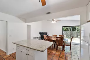 1007 Raintree Ln, Palm Beach Gardens, FL 33410 - Photo 22