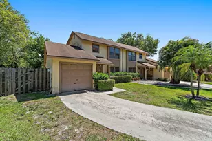 1007 Raintree Ln, Palm Beach Gardens, FL 33410 - Photo 4