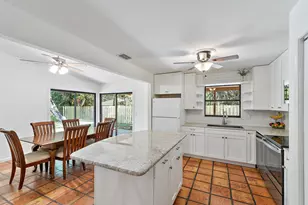 1007 Raintree Ln, Palm Beach Gardens, FL 33410 - Photo 18