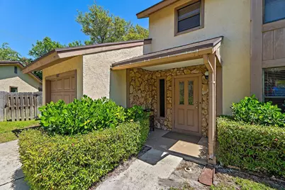 1007 Raintree Lane, Palm Beach Gardens, FL 33410 - Photo 6