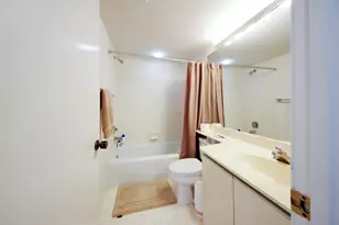 2450 Presidential Way, West Palm Beach, FL 33401 - Photo 32