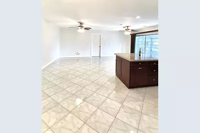 733 High Point Boulevard #D2, Fort Pierce, FL 34982 - Photo 6