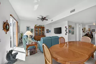 2631 NE 14th Ave, Wilton Manors, FL 33334 - Photo 14