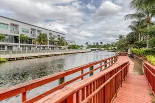 2631 NE 14th Ave, Wilton Manors, FL 33334 - Photo 4
