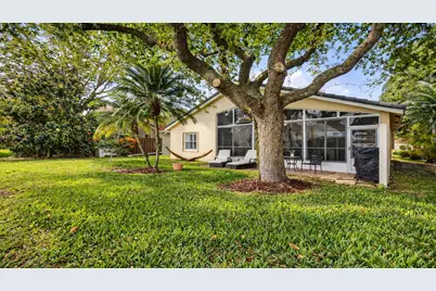 7207 Modena Drive, Boynton Beach, FL 33437 - Photo 38