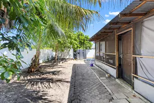 1531 NW 63rd Ave, Sunrise, FL 33313 - Photo 6