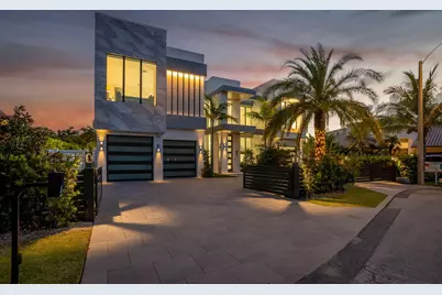 749 Bamboo Drive, Boca Raton, FL 33432 - Photo 6