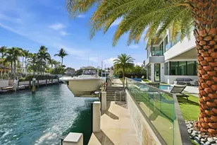 749 Bamboo Dr, Boca Raton, FL 33432 - Photo 76