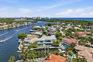 749 Bamboo Dr, Boca Raton, FL 33432 - Photo 82