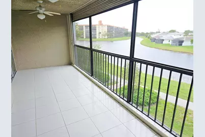 14747 Cumberland Drive #301, Delray Beach, FL 33446 - Photo 12