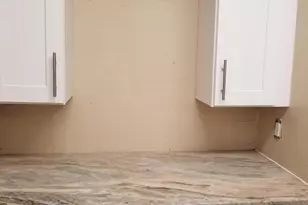 5861 NW 16th Pl, Sunrise, FL 33313 - Photo 8