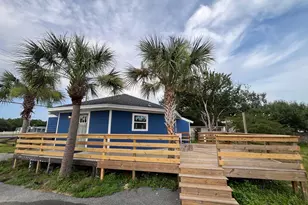 2040 Falconhurst Pl, Navarre, FL 32566 - Photo 2