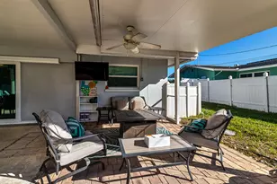 2376 Armour Dr, Dunedin, FL 34698 - Photo 40