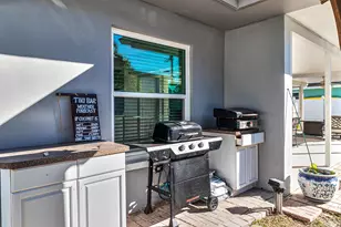 2376 Armour Dr, Dunedin, FL 34698 - Photo 46